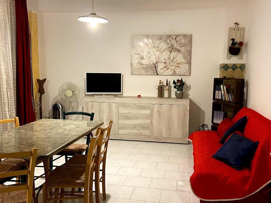 Casa Vacanze Margherita Porto Torres Exteriör bild