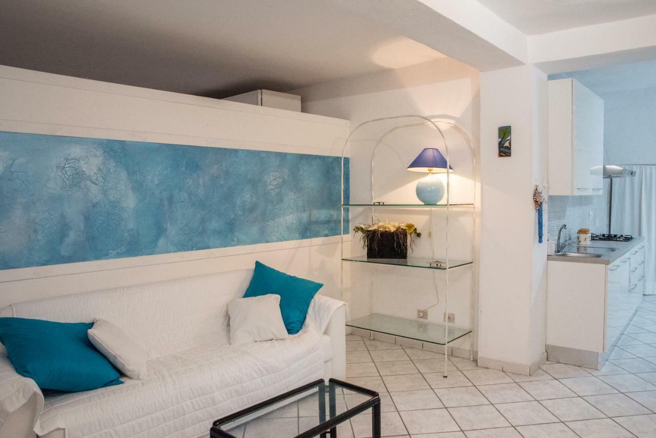 Casa Vacanze Margherita Porto Torres Exteriör bild